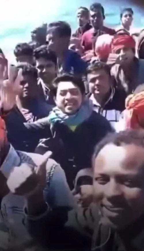 Le immagini a bordo del barchino partito dalla Libia
