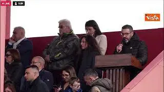 Piantedosi consegna medaglia al valor civile a bandiera Vigili del Fuoco