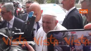 Papa Francesco lascia l'ospedale: Non ho avuto paura