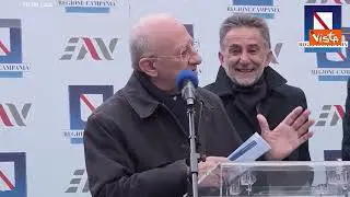 De Luca: Non abbiate dubbi, staremo qui per ancora molti anni