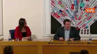 Migranti, Salvini: Centro rimpatri in ogni regione aiuterebbe