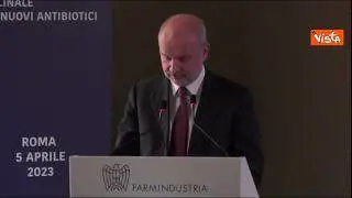 Schillaci: "Vaccini arma contro antibiotico-resistenza, aumentare coperture"