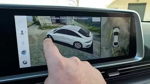 Hyundai IONIQ 6, le nostre pillole: guarda il video