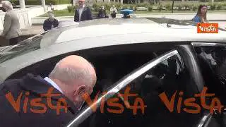 Berlusconi ricoverato, Confalonieri: Sta bene