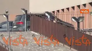 Berlusconi ricoverato, l'attesa dei giornalisti al San Raffaele