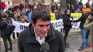 Fratoianni: "Governo usa l'immigrazione per agitare paure"