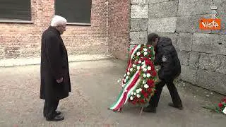 Mattarella ha deposto una corona ad Auschwitz, le immagini