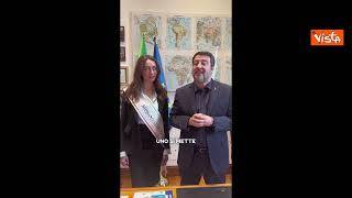 Sicurezza stradale, Salvini con Miss Italia: "Ragazzi, al volante fatevi guidare da buonsenso"