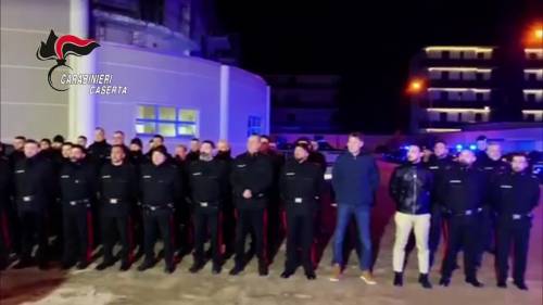 L'ispezione notturna nel Casertano effettuata dalle forze dell'ordine