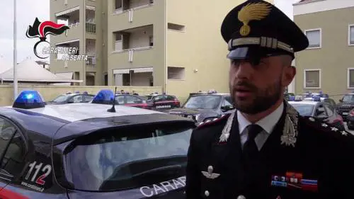 Il capitano dei carabinieri Lucio Pellegrini dopo il blitz anti droga nel Casertano