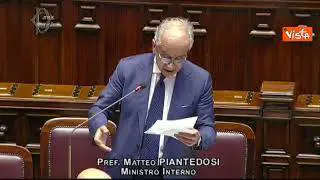 Coppie omogenitoriali, Piantedosi: "Legge vieta la trascrizione"