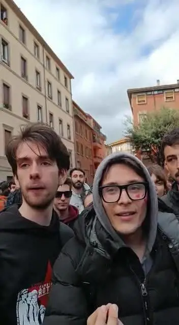 Manifestanti pro-Ucraina cacciati dal corteo del 25 aprile