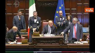 Def, Maggioranza va sotto alla Camera, respinto scostamento bilancio. Applausi dall'opposizione