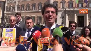 Pnrr, il flashmob di +Europa coi passeggini vuoti a Montecitorio. Magi: Governo si muova sugli asili