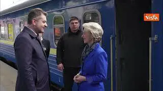 Von der Leyen a Kiev per la giornata dell'Europa