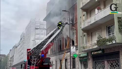 L'intervento dei Vigili del Fuoco a Milano