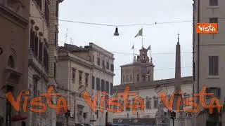 Zelensky a Roma, il passaggio del corteo presidenziale in via Nazionale