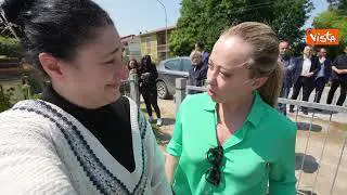 Meloni a una donna in Emilia Romagna: Facciamo del nostro meglio per farvi tornare a normalità