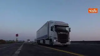 Riaperti i 200 km di Aspi in Emilia Romagna, auto e camion suonano clacson per ritorno a normalità
