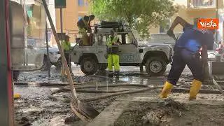 Alluvione Emilia Romagna, ecco i lavori di pulizia delle strade a Faenza