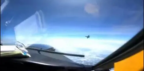 L'incidente sfiorato tra un jet cinese e un caccia Usa
