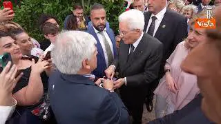 2 giugno, Matterella apre il giardino del Quirinale, travolto dall'affetto dei visitatori