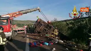 Incidente sulla A16 ad Avellino. Coinvolto un pullman e cinque auto