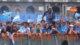 Scudetto Napoli, piazza del Plebiscito piena di tifosi per i festeggiamenti