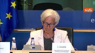 Lagarde (Bce): Governi dovrebbero iniziare a ritirare misure per contrasto al caro energia