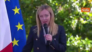 Meloni scherza: "Mi candiderei anche a ospitare il teletrasporto, magari a casa mia..."