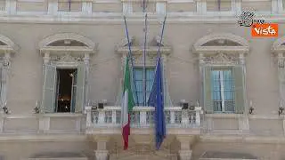 Le bandiere di Palazzo Madama a mezz'asta in memoria di Silvio Berlusconi