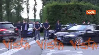 Meloni, Salvini e La Russa lasciano villa San Martino dopo l'omaggio a Berlusconi