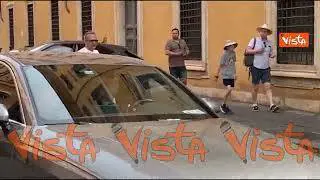 Gianni Letta lascia il Senato dopo la commemorazione di Silvio Berlusconi