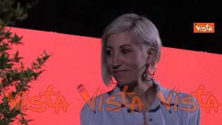 La consegna del Premio Fuori Passaggi 2023 a Malika Ayane, le immagini