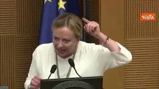 Magi contesta Meloni durante convegno sulla droga, lei replica: "Non mi faccio intimidire"