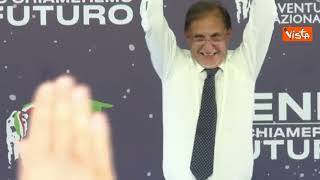 Ovazione per La Russa all'arrivo a Fenix, la festa dei giovani di Fratelli d'Italia
