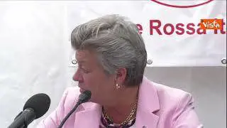 Commissaria Ue Johansson a Lampedusa: Grazie per quello che fate per accoglienza