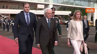 Termina il viaggio di Mattarella in Paraguay, le immagini della partenza per Roma