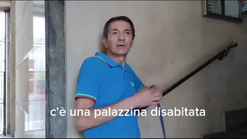 "Mi sono affacciato e c'era un'enorme nube di polvere"