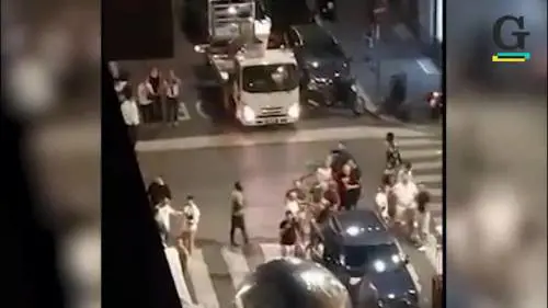 Movida in via Lecco a Milano