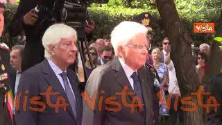 Il Presidente Mattarella depone una corona di fiori presso il Parco Caduti del 19 luglio 1943 a Roma