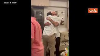 Zaki incontra gli attivisti dopo la liberazione