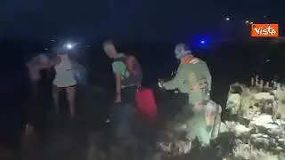 Incendi Sicilia, il salvataggio di 15 persone a San Vito Lo Capo con l'elicottero dell'Aeronautica