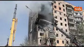 Attacco missilistico a Kryvyi Rih, in Ucraina. Le operazioni di soccorso