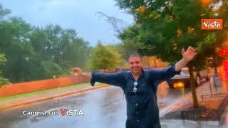 Auguri di buona estate. Su Camera con Vista su La7