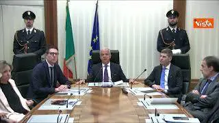 Piantedosi in collegamento con le Questure: "Ci tenevo a santificare il Ferragosto con voi"