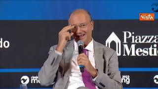 Valditara: "Ridare dignità e valore al docente nella società italiana"