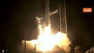 Ecco il momento del lancio della navetta Crew Dragon con quattro astronauti a bordo