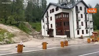70 persone evacuate dopo una frana a Cortina d'Ampezzo, ecco le immagini