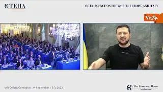 Zelensky collegato con Cernobbio: "Bombardandoci la Russia dimostra i suoi crimini contro l'umanità"